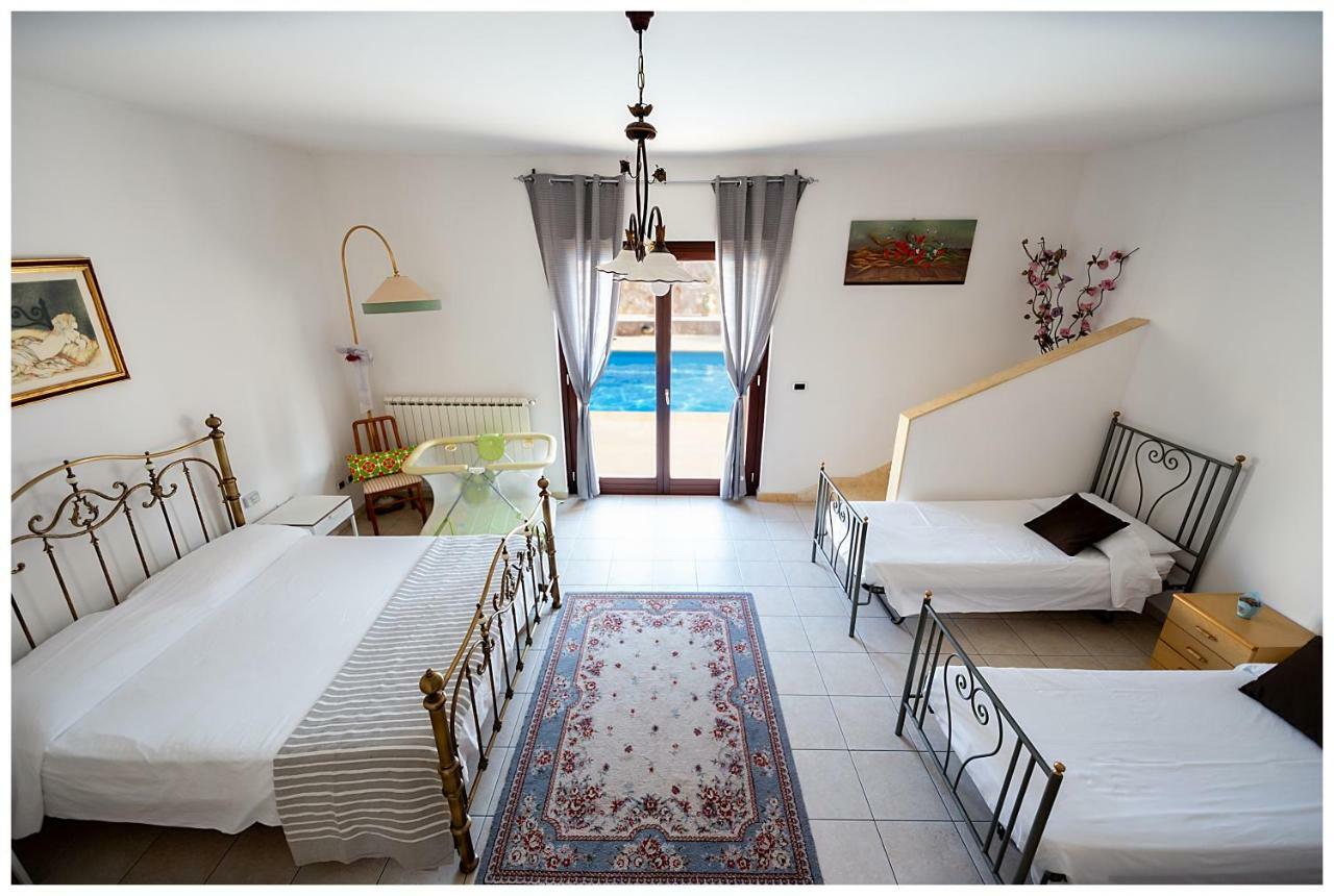 Bed And Breakfast Villa Fatima Trani Exterior photo