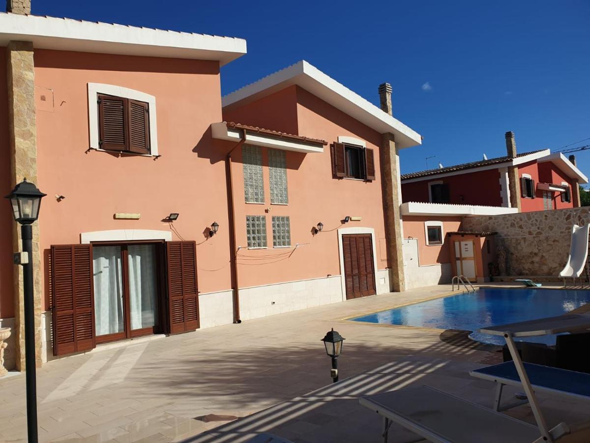 Bed And Breakfast Villa Fatima Trani Exterior photo