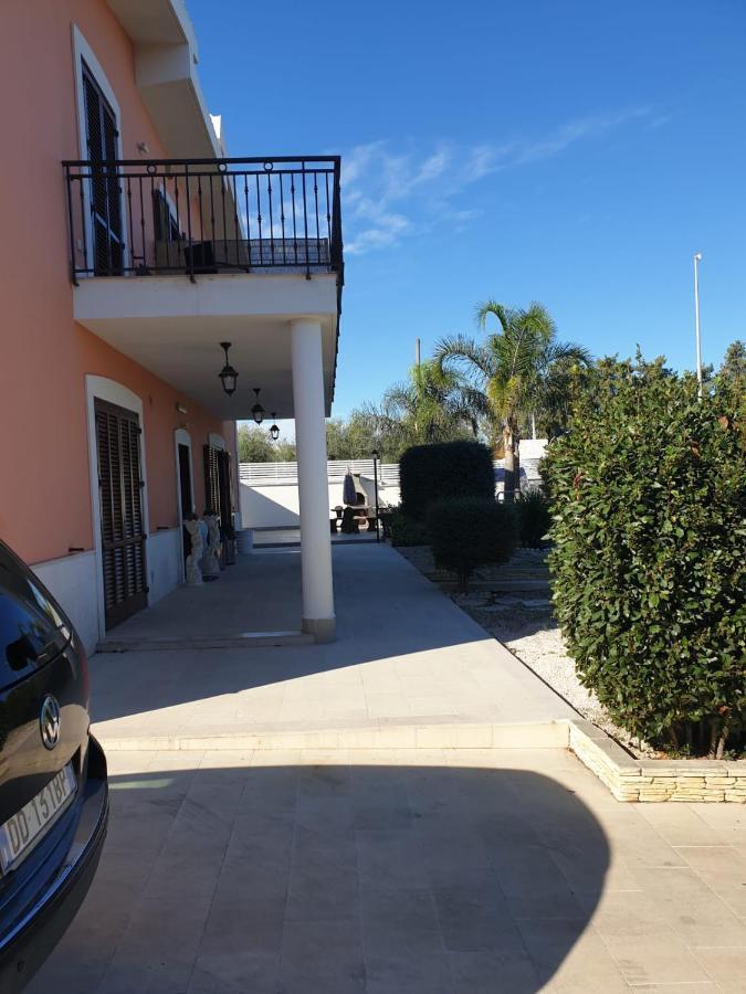 Bed And Breakfast Villa Fatima Trani Exterior photo