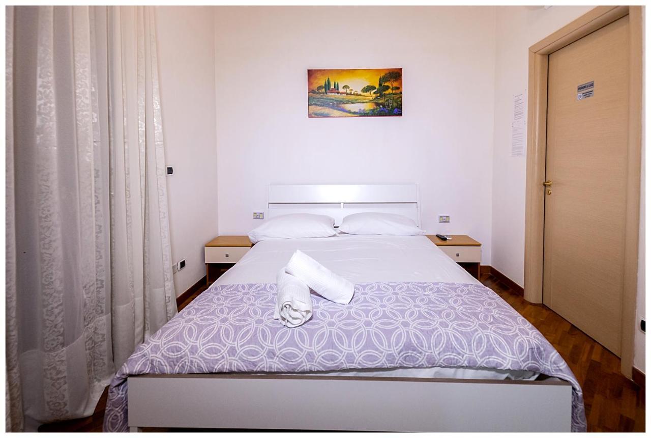 Bed And Breakfast Villa Fatima Trani Exterior photo
