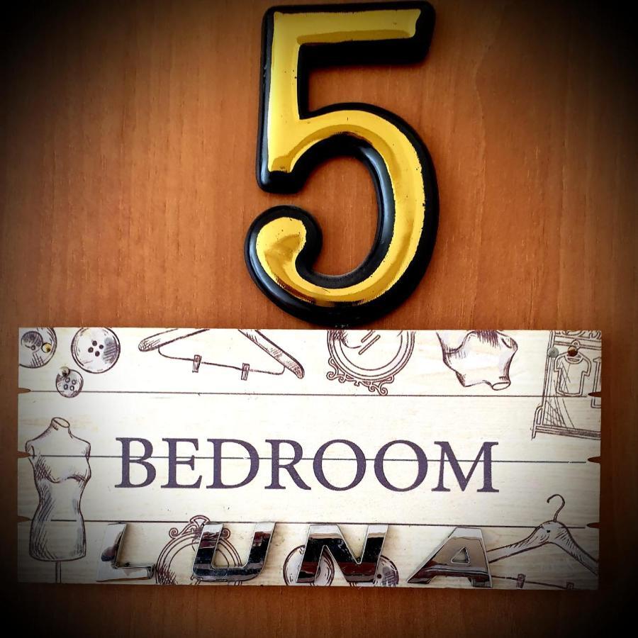 Bed And Breakfast Villa Fatima Trani Room photo